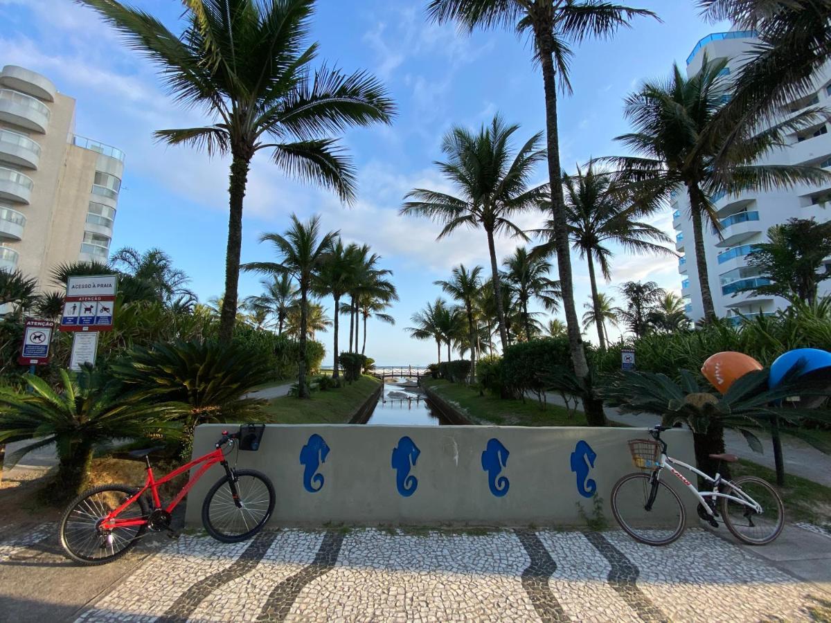 Fabuloso Flat 225, 2 Piscinas Climatizadas, Sky Com 170 Canais,Tv Com Xbox, Internet Particular 500M Bertioga, Riviera De Sao Lourenco Flat Duplex Inteiro, Adega, Cozinha Equipada Completa Servico De Hotelaria, Servico De Praia Nos Finais De Semana מראה חיצוני תמונה